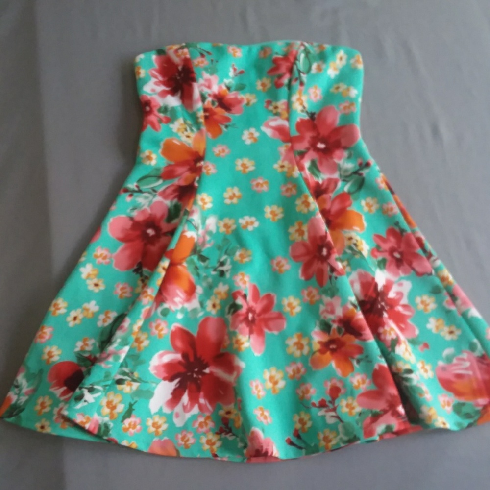 Sleeveless Floral Summer Dress